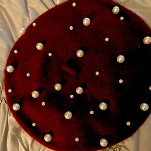 Burgundy pearl beret new